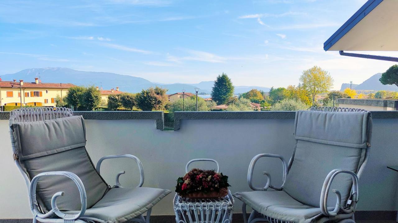 Appartamento Jessica Con Piscina Privata Manerba del Garda Eksteriør bilde